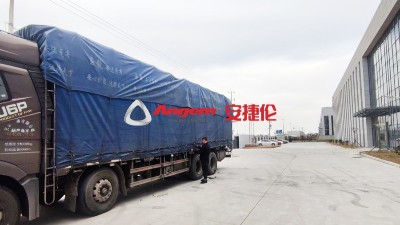 【自動浸膠機(jī)發(fā)貨】四川汽車零部件橡塑制品客戶