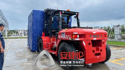 印度橡膠減震老客戶威巴克 訂購(gòu)的自動(dòng)噴膠機(jī)發(fā)貨啦！